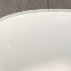 Tub available in glossy white or soft white finish